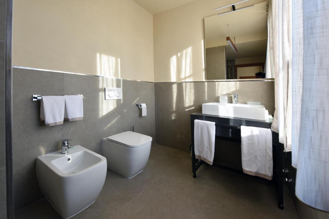 Bed and Breakfast Cascina La Badia à Montegrosso dʼAsti Extérieur photo